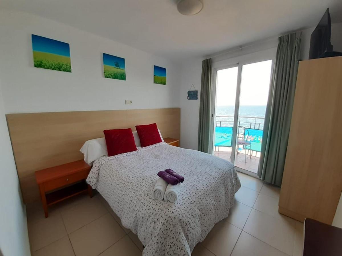 Hostal Mozaik Lloret Lloret de Mar Esterno foto