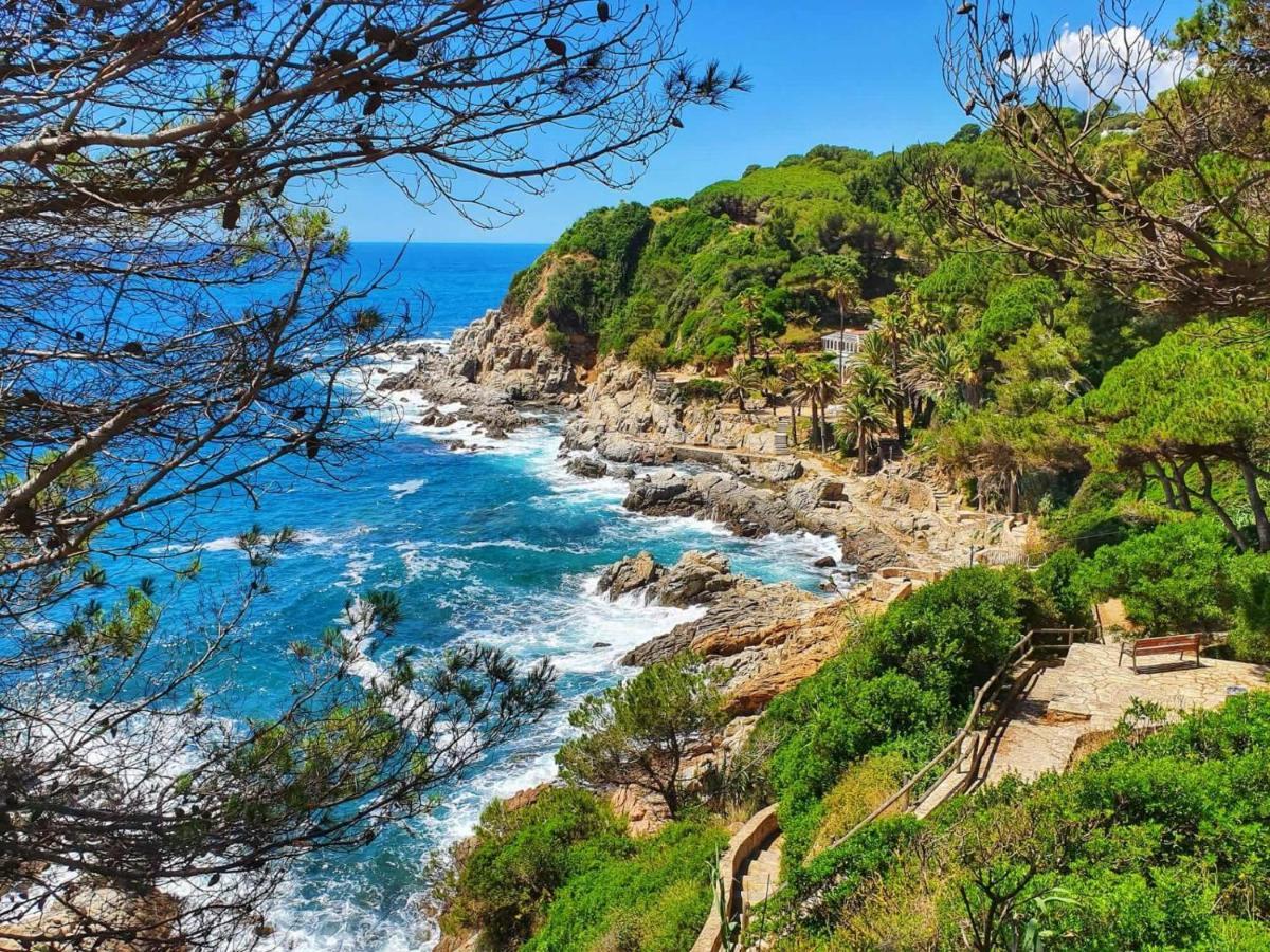 Hostal Mozaik Lloret Lloret de Mar Esterno foto
