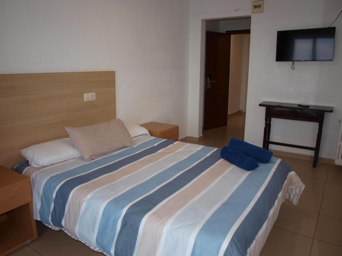 Hostal Mozaik Lloret Lloret de Mar Esterno foto