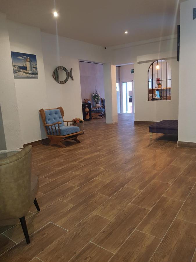 Hostal Mozaik Lloret Lloret de Mar Esterno foto